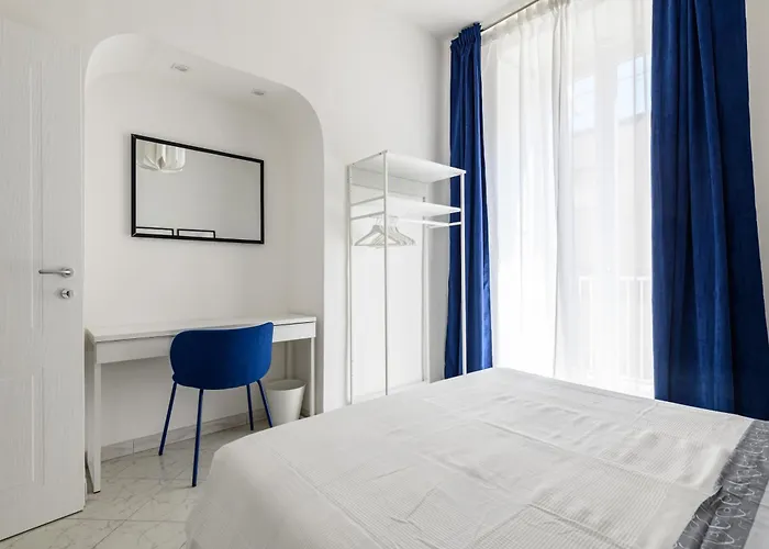 Casa Ue' Ue' - Piazza Dante & Wi-fi * Napoli