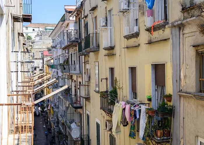 Casa Ue' Ue' - Piazza Dante & Wi-fi Napoli