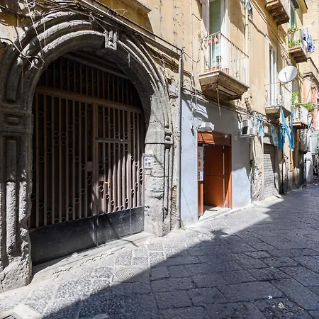 Appartamento Casa Ue' Ue' - Piazza Dante Napoli