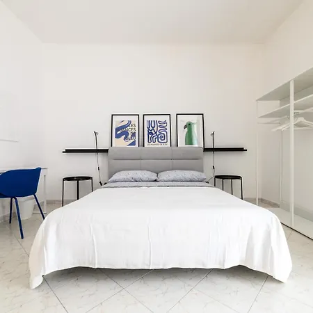Casa Ue' Ue' - Piazza Dante & Wi-fi Apartament *